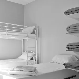 L'auberge Du Pelerin Et Du Voyageur Хостел