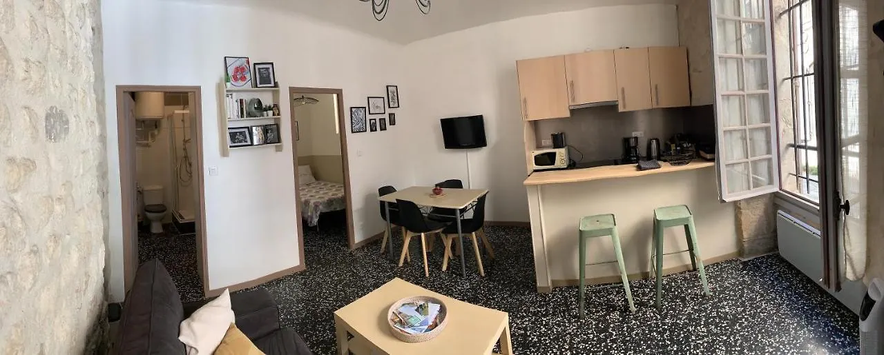 Appartement Au Coeur Du Quartier De La Roquette Arles