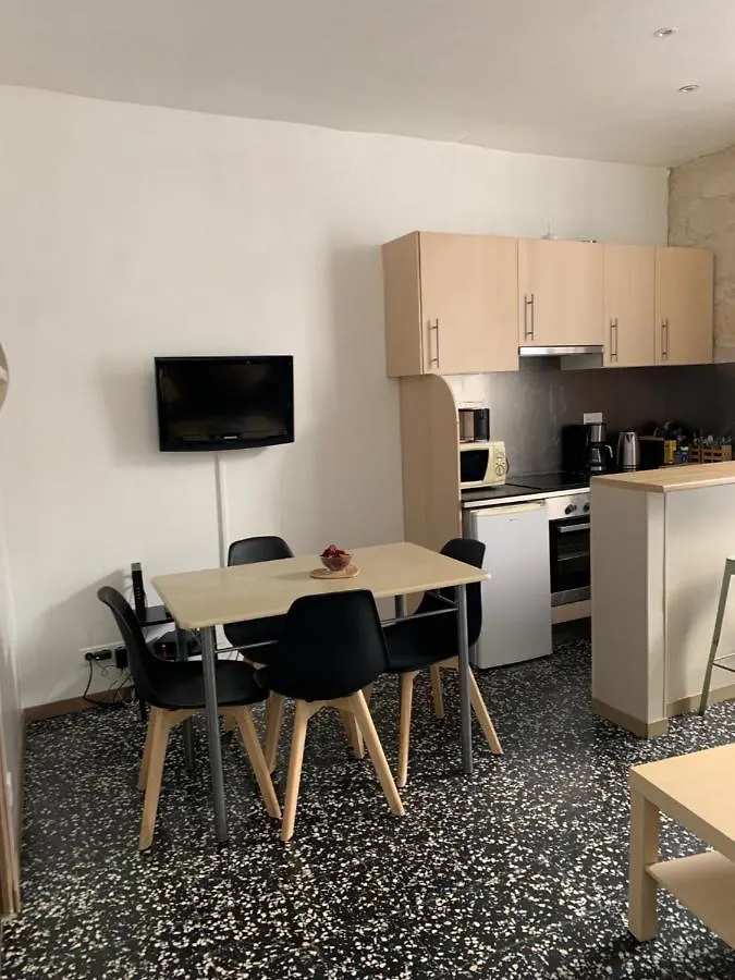 Appartement Au Coeur Du Quartier De La Roquette Arles